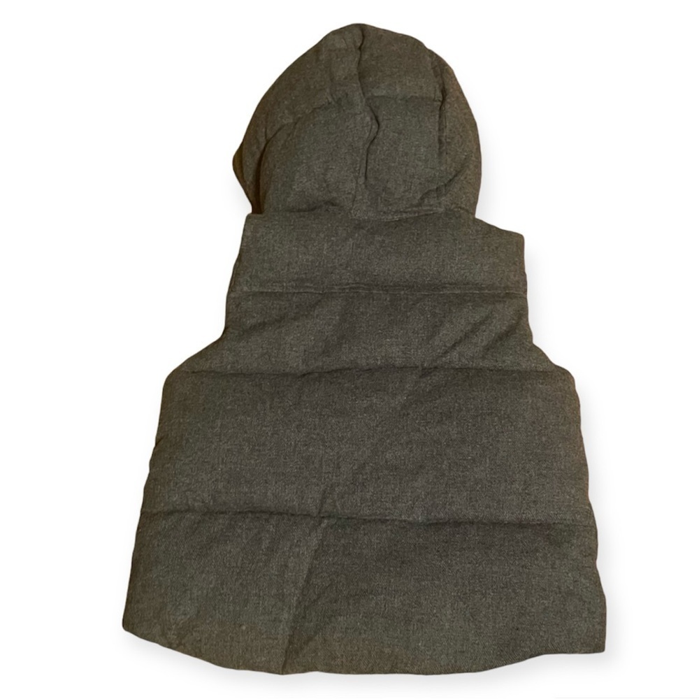 Baby Gap Quilted Toggle Gray Hoodie Vest NWT 12-18 month - Picture 3 of 10